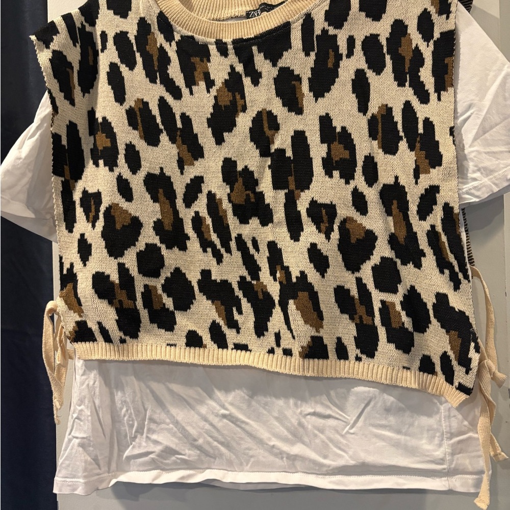 ZARA Leopard Print Knit Vest with White Tee